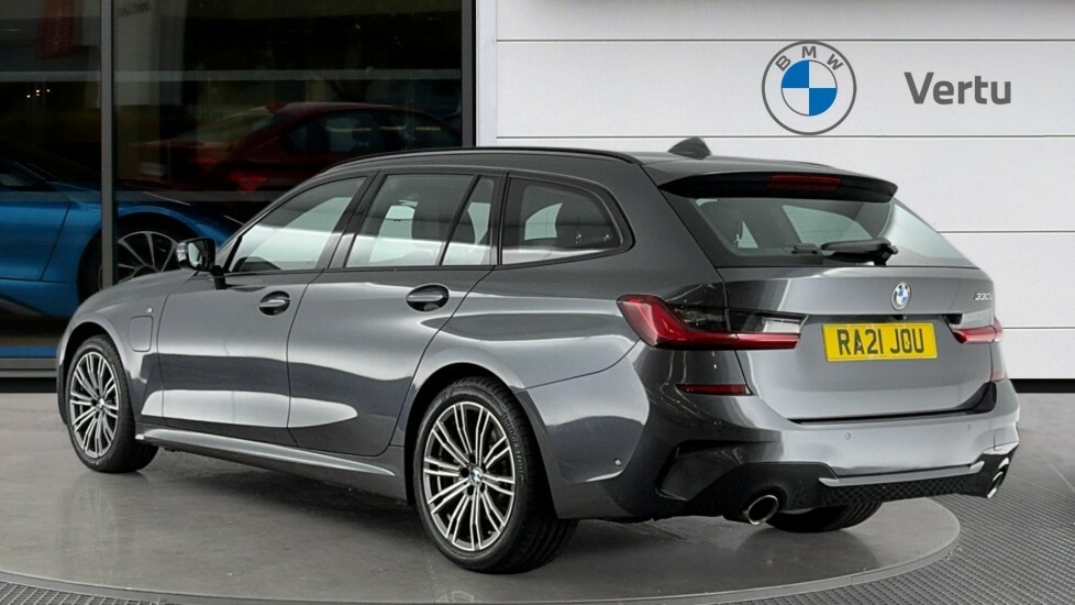 BMW 3 Series 320D M Sport Black #2
