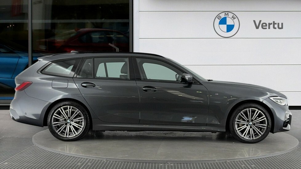BMW 3 Series 320D M Sport Black #3