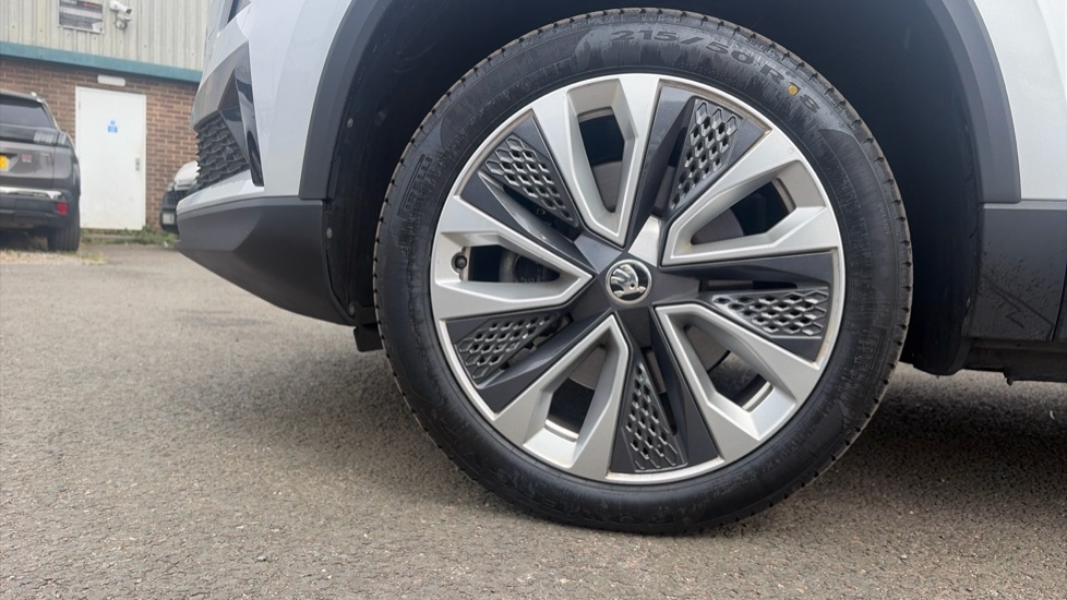 Skoda Karoq Se L Grey #7