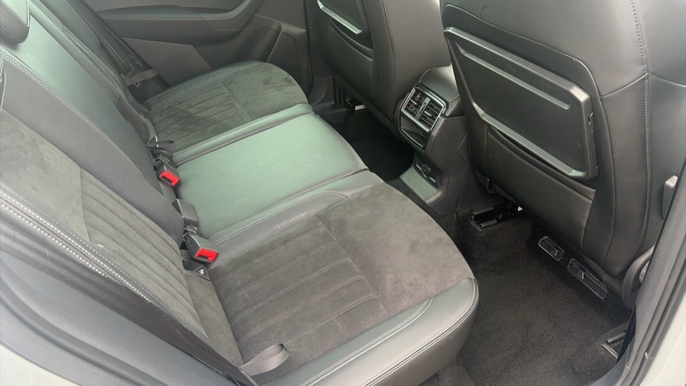 Skoda Karoq Se L Grey #16