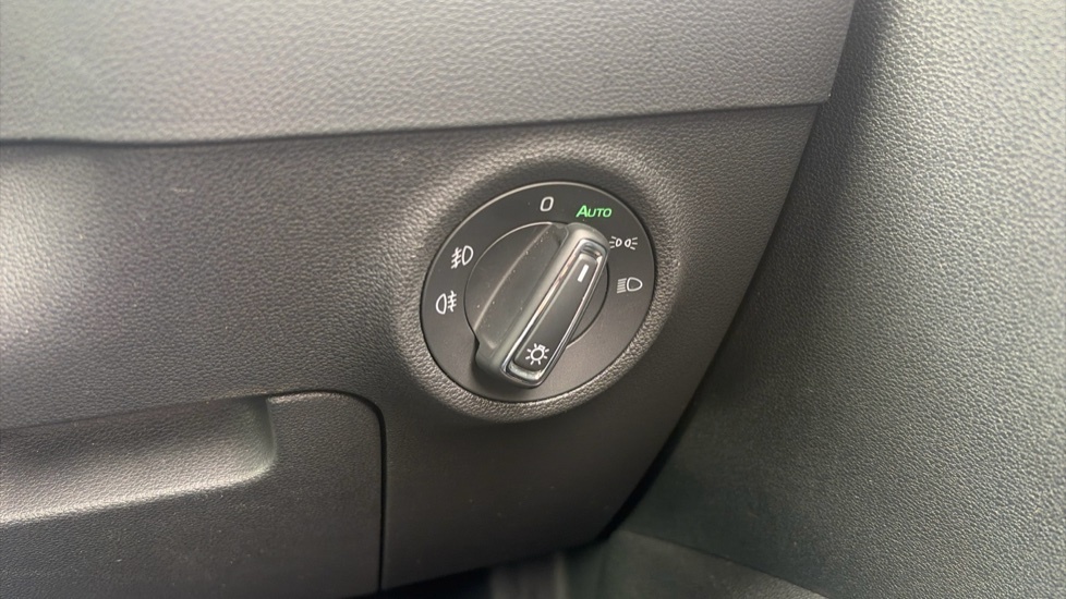 Skoda Karoq Se L Grey #37