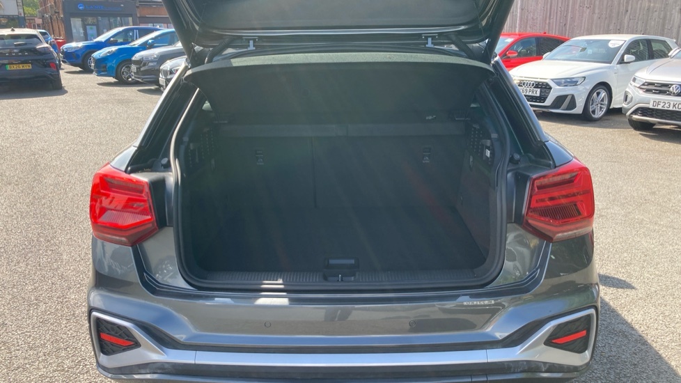 Audi Q2 S Line Grey #4
