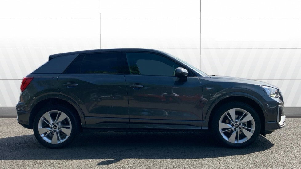 Audi Q2 S Line Grey #5