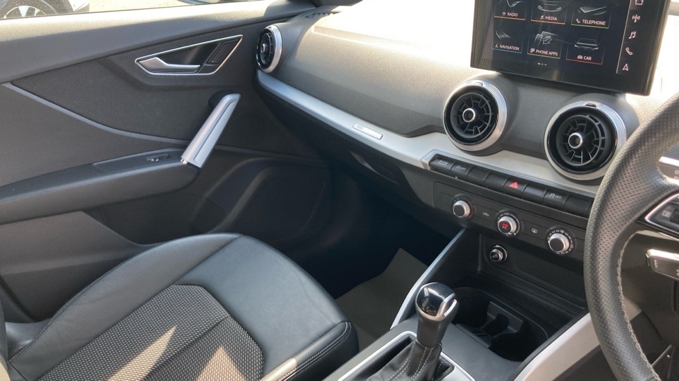 Audi Q2 35 Tfsi S Line S Tronic Grey #14