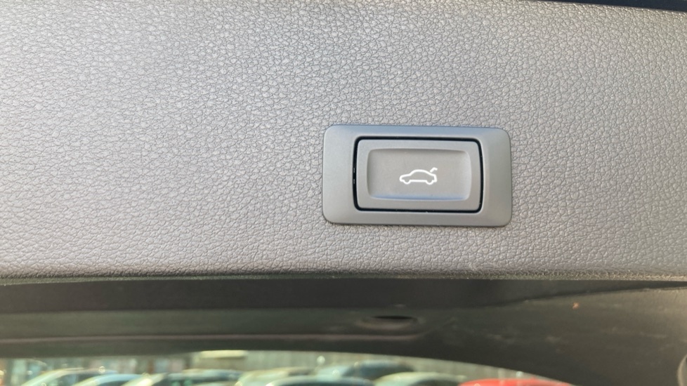 Audi Q2 35 Tfsi S Line S Tronic Grey #31