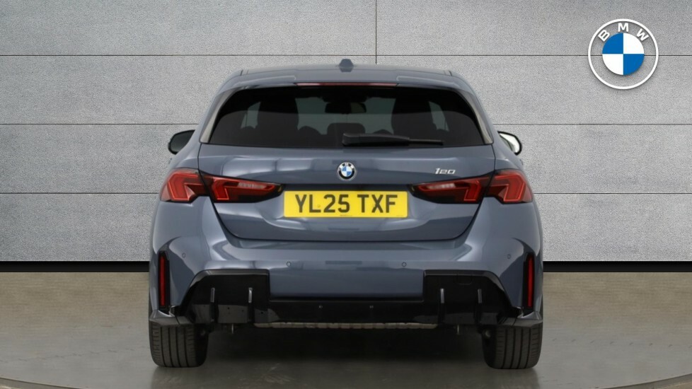 BMW 1 Series M135 Xdrive Step Black #15