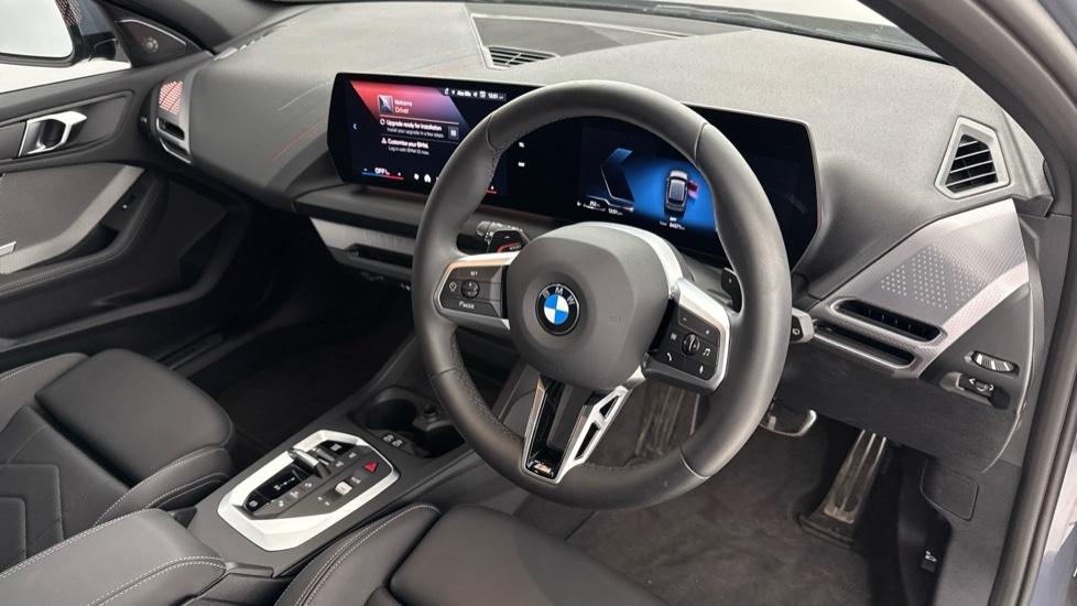 BMW 1 Series M135 Xdrive Step Black #6
