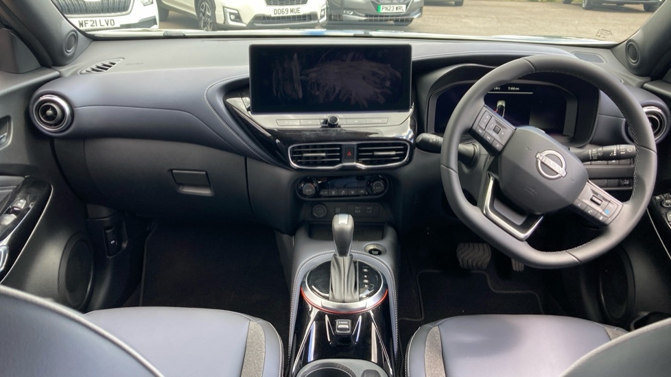 Nissan Juke 1.0 Dig-t Acenta Premium Grey #10