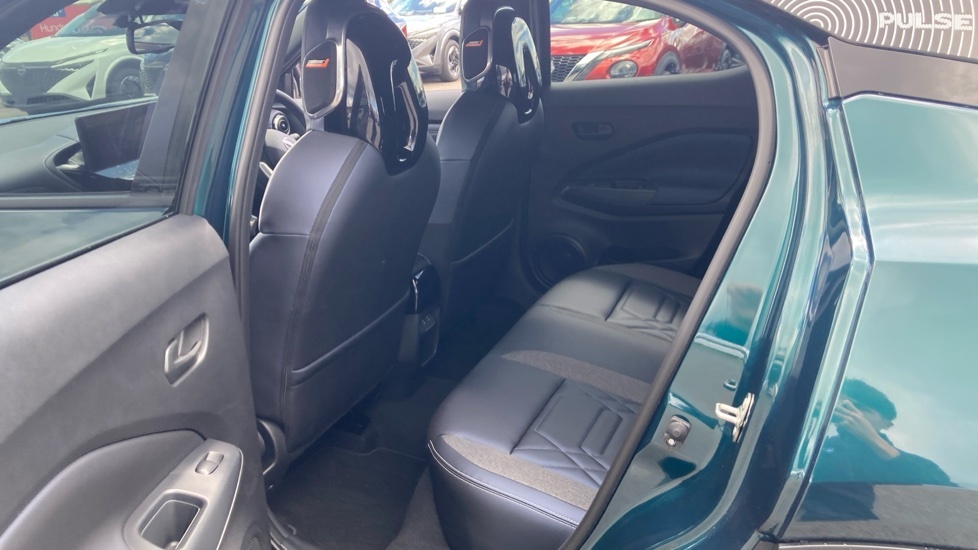 Nissan Juke 1.0 Dig-t Acenta Premium Grey #16