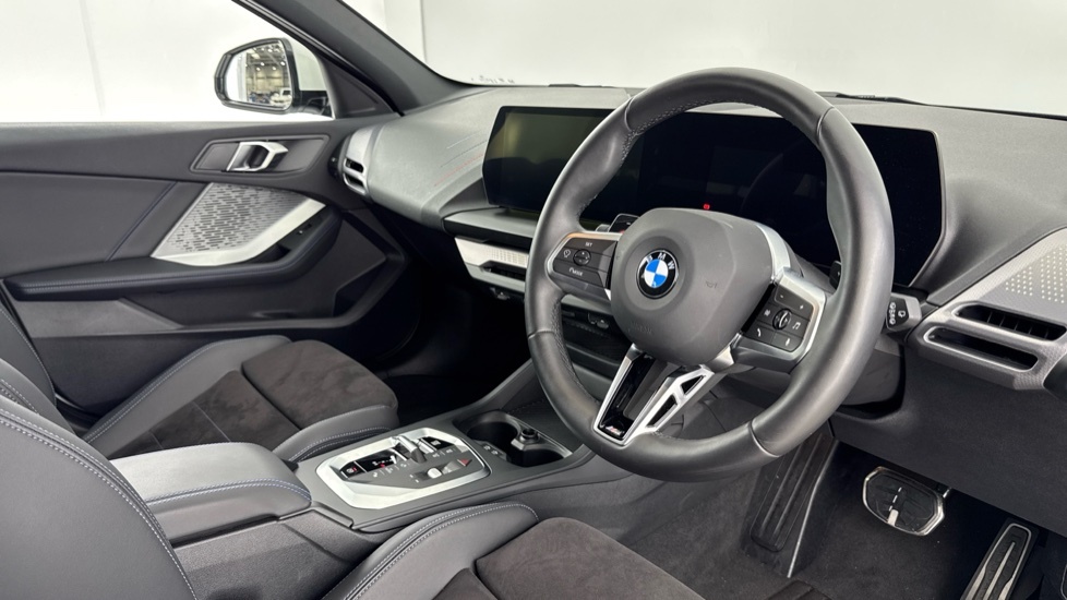 BMW 1 Series 120 M Sport Step Red #6