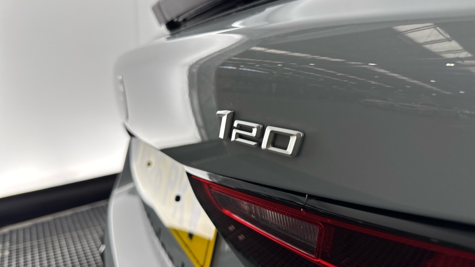 BMW 1 Series 120 M Sport Step White #24