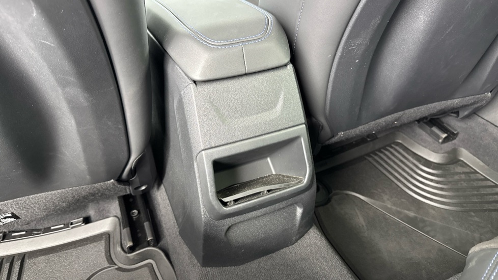 BMW 1 Series 120 M Sport Step White #38