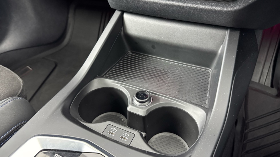 BMW 1 Series 120 M Sport Step White #47