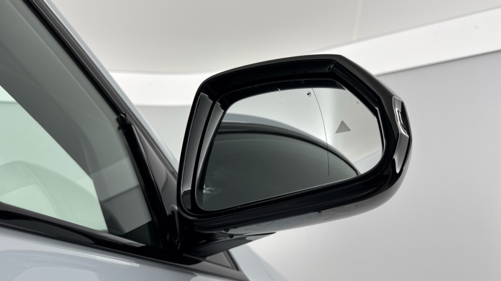 BMW 1 Series 120 M Sport Step White #28