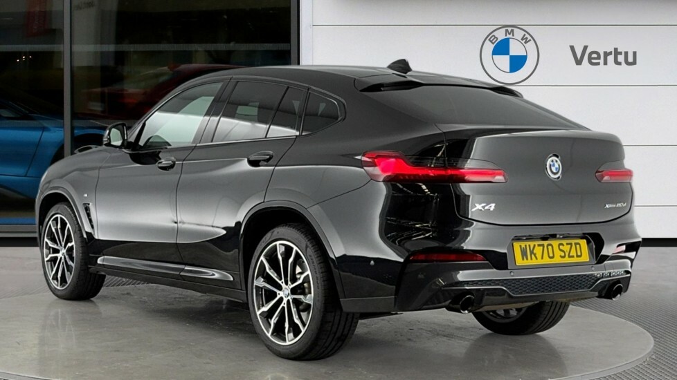 BMW X4 M M Sport Black #2