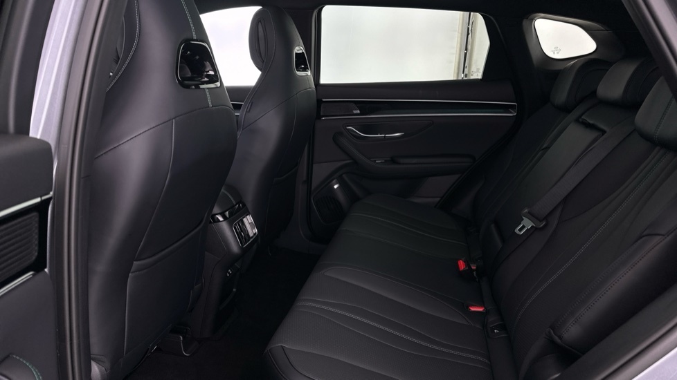 Byd Seal U 1.5 Dm-i Comfort Black #17