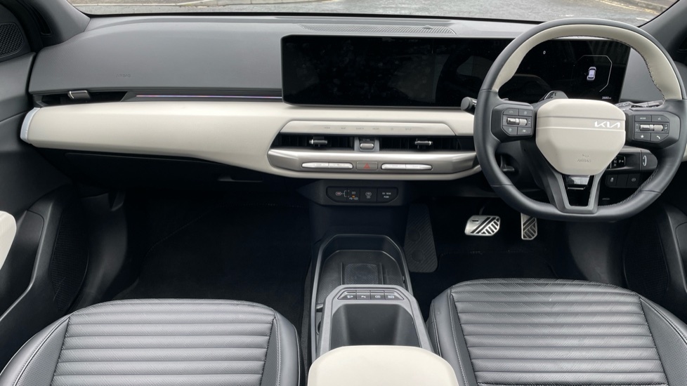 Kia EV4 150Kw Fastback Gt-line 81Kwh Saloon SH75RXU #10