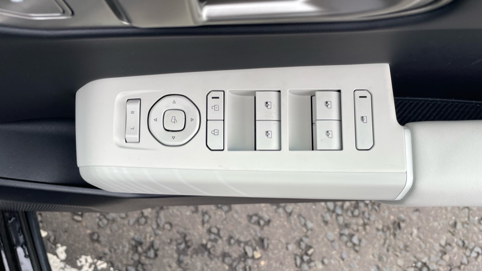 Kia EV4 150Kw Fastback Gt-line 81Kwh Saloon SH75RXU #21