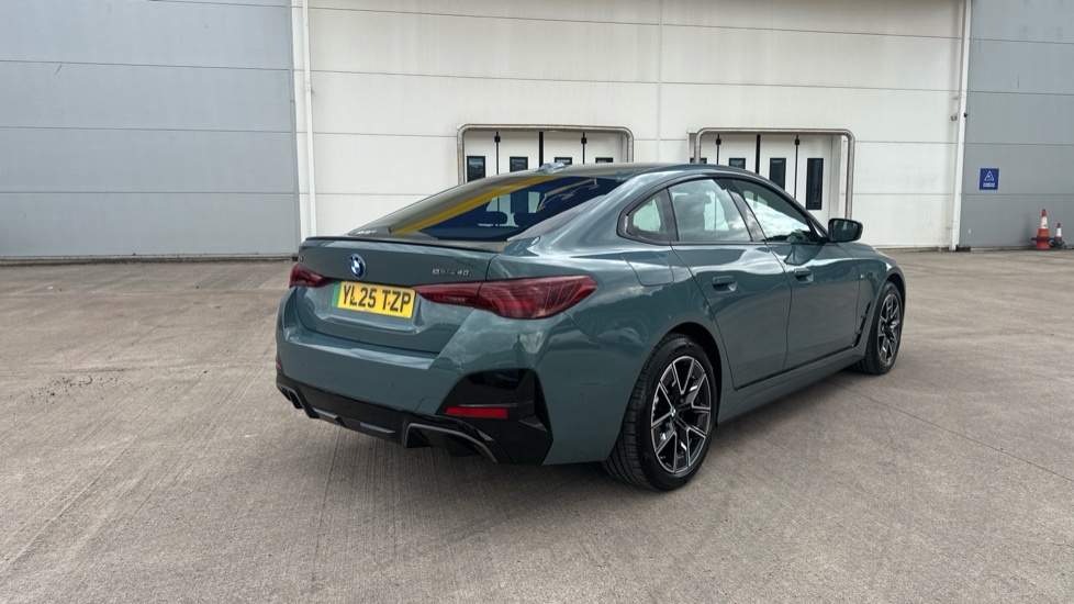 BMW i4 210Kw Edrive35 Sport 70Kwh Tech Pack White #23