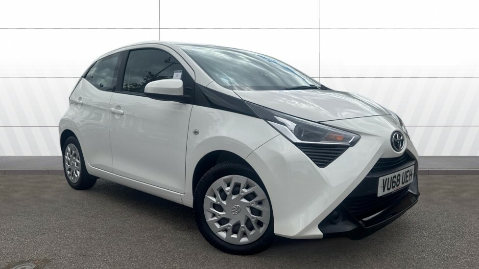 Toyota Aygo X X-play Blue
