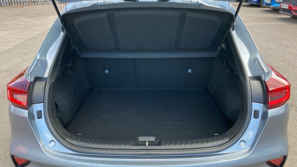 Kia Xceed Connect Silver #4