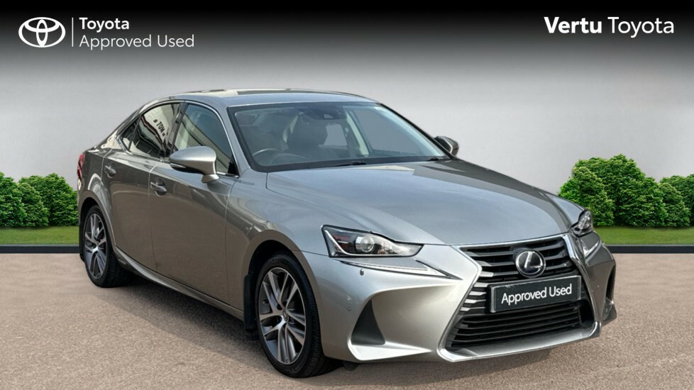 Lexus IS Advance Silver