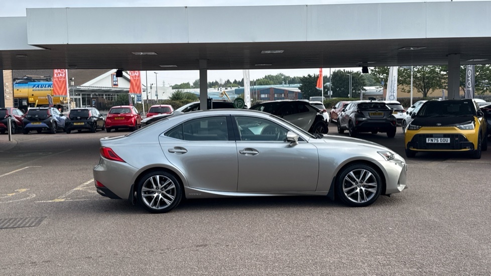 Lexus IS 300H F Sport White #23