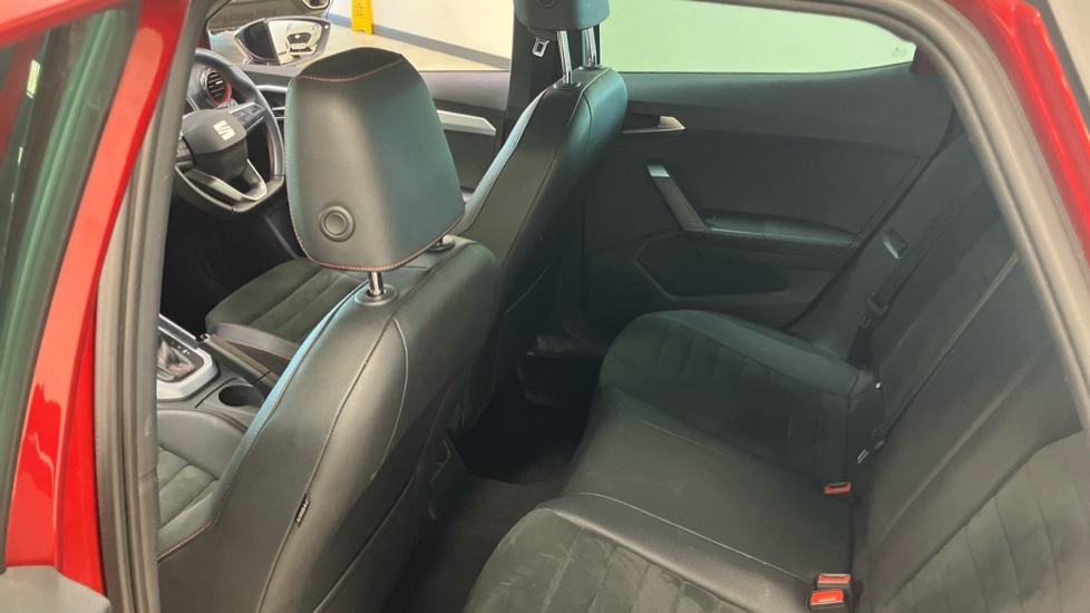 Seat Arona 1.0 Tsi 110 Fr Grey #16