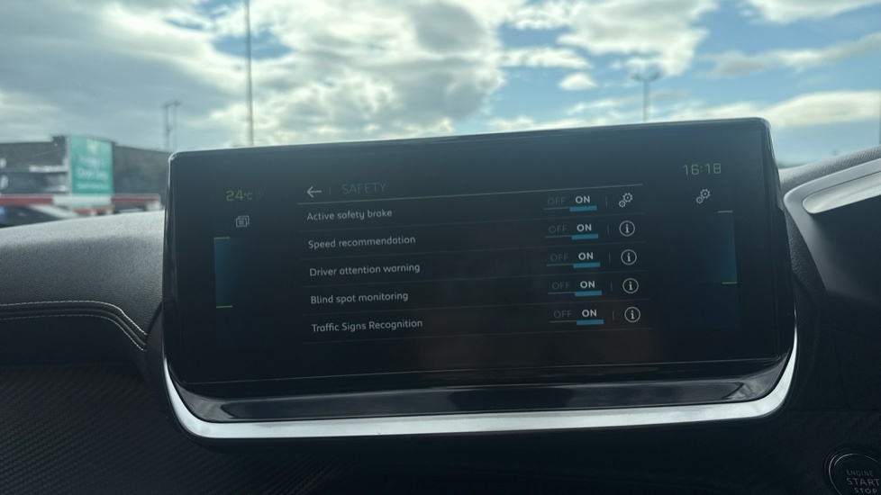 Peugeot e-2008 100Kw Active Premium 50Kwh Blue #30