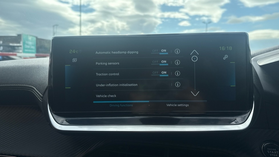 Peugeot e-2008 100Kw Active Premium 50Kwh Blue #25