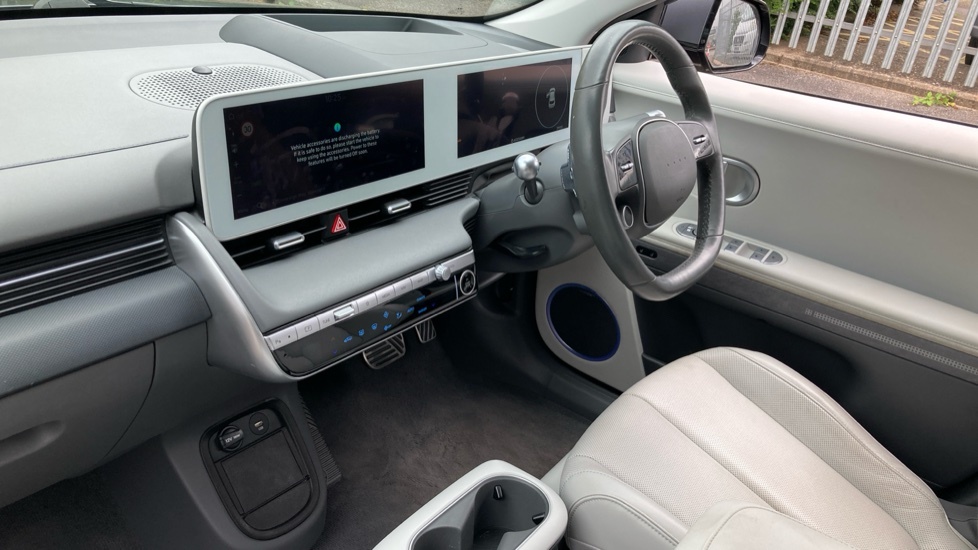Hyundai Ioniq 5 Hatchback Grey #9