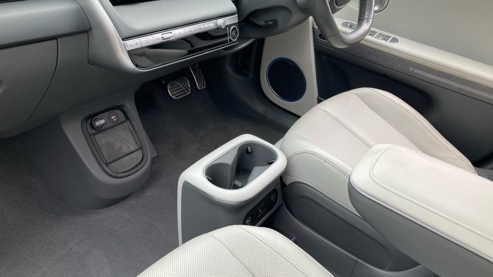 Hyundai Ioniq 5 Hatchback Grey #13