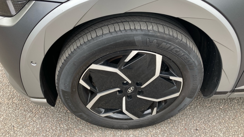 Hyundai Ioniq 5 Hatchback Grey #39