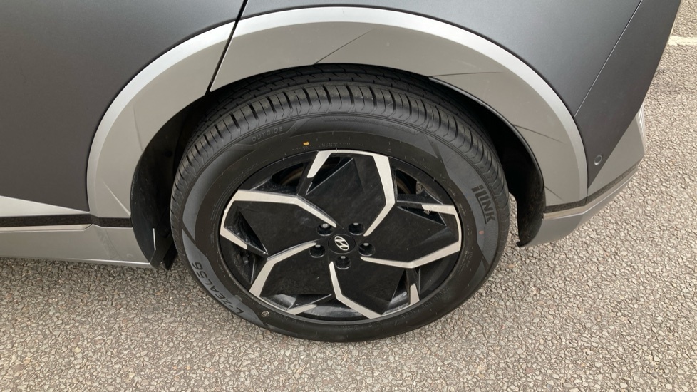 Hyundai Ioniq 5 Hatchback Grey #41