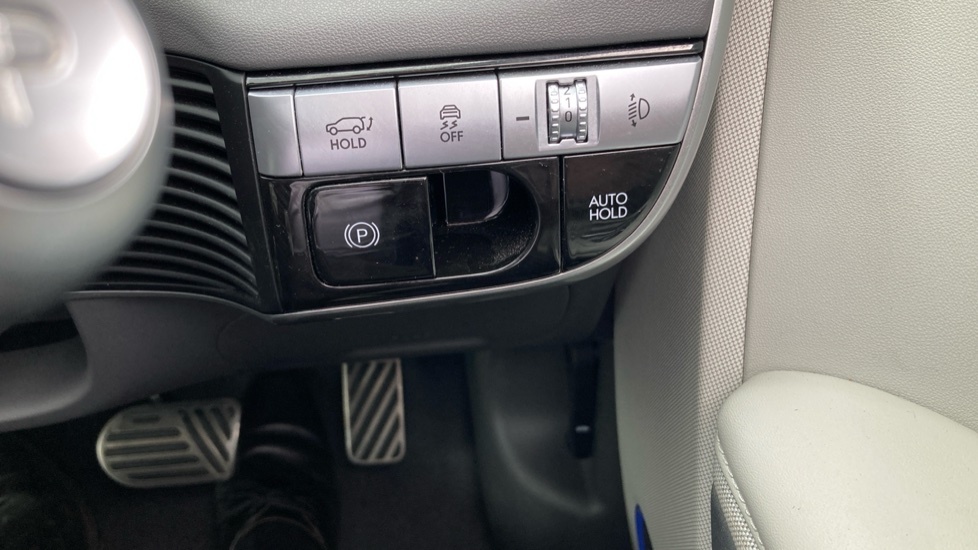 Hyundai Ioniq 5 Hatchback Grey #23