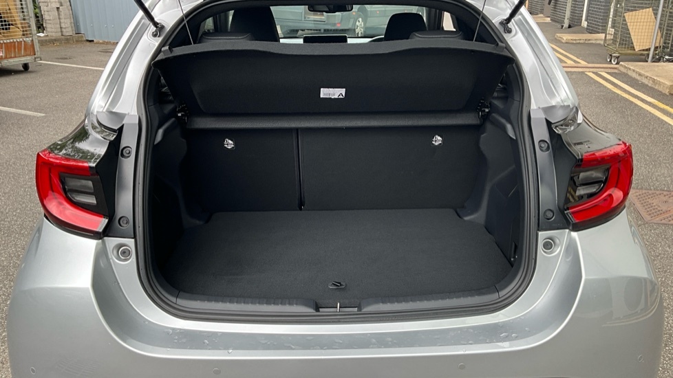 Toyota Yaris Excel Silver #4