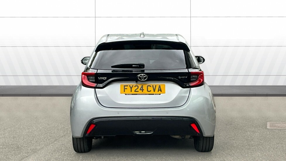 Toyota Yaris Excel Silver #6