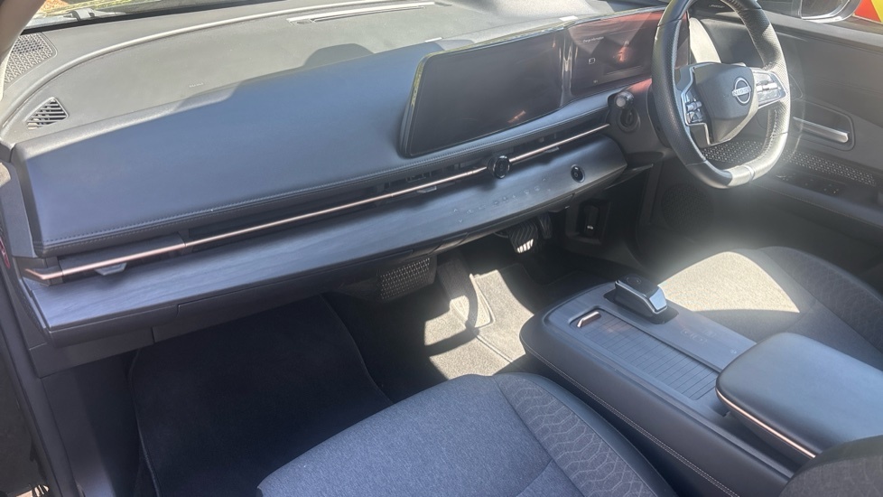 Nissan Ariya Advance Black #9