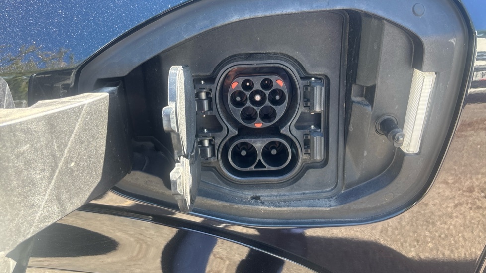Nissan Ariya Advance Black #46