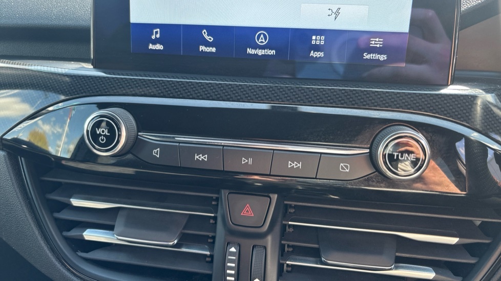 Ford Kuga 1.5 Ecoboost 150 St-line Edition White #25