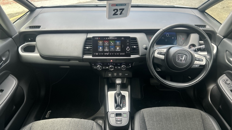 Honda Jazz Advance White #4