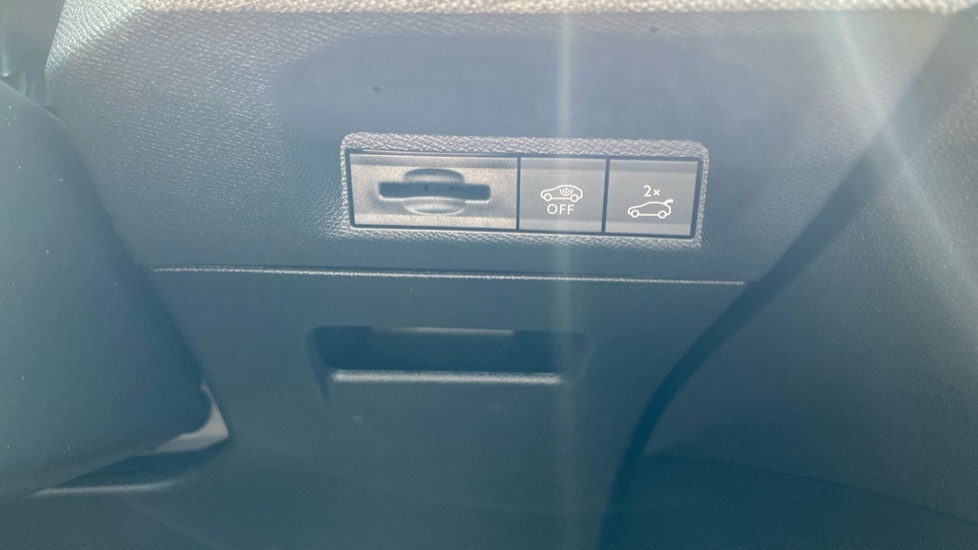 Peugeot 3008 Active Grey #28
