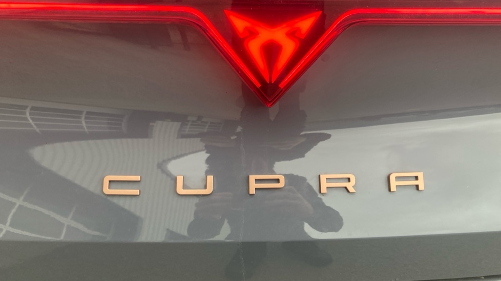 Cupra Leon 1.5 Etsi V2 Hatchback Hybrid Dsg Euro 6 KW25VCT Black #30