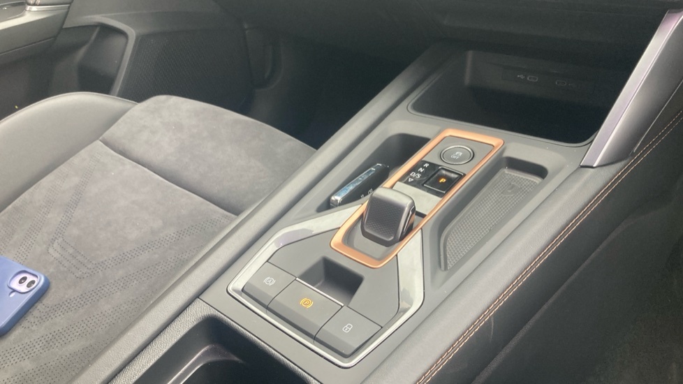 Cupra Leon 1.5 Etsi V2 Hatchback Hybrid Dsg Euro 6 KW25VCT Black #14