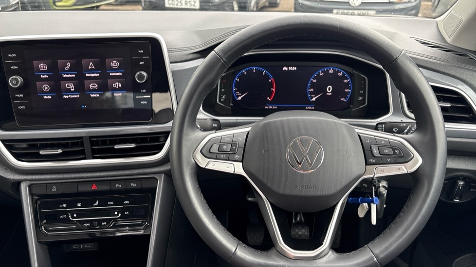 Volkswagen T-Roc Suv Blue #10