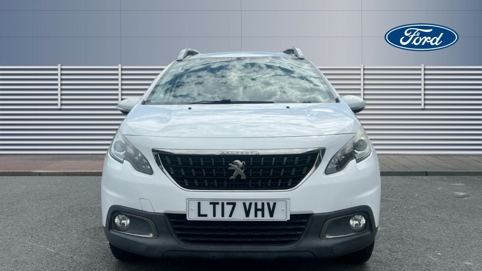 Peugeot 2008 Active White #3