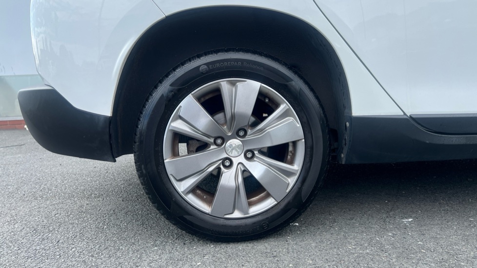 Peugeot 2008 1.2 Puretech Green #7