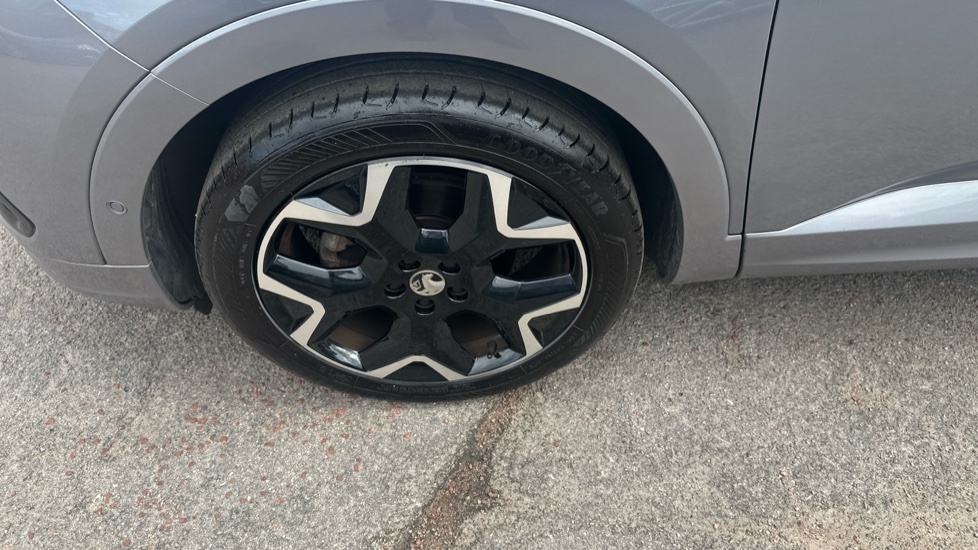 Vauxhall Grandland Ultimate Black #40
