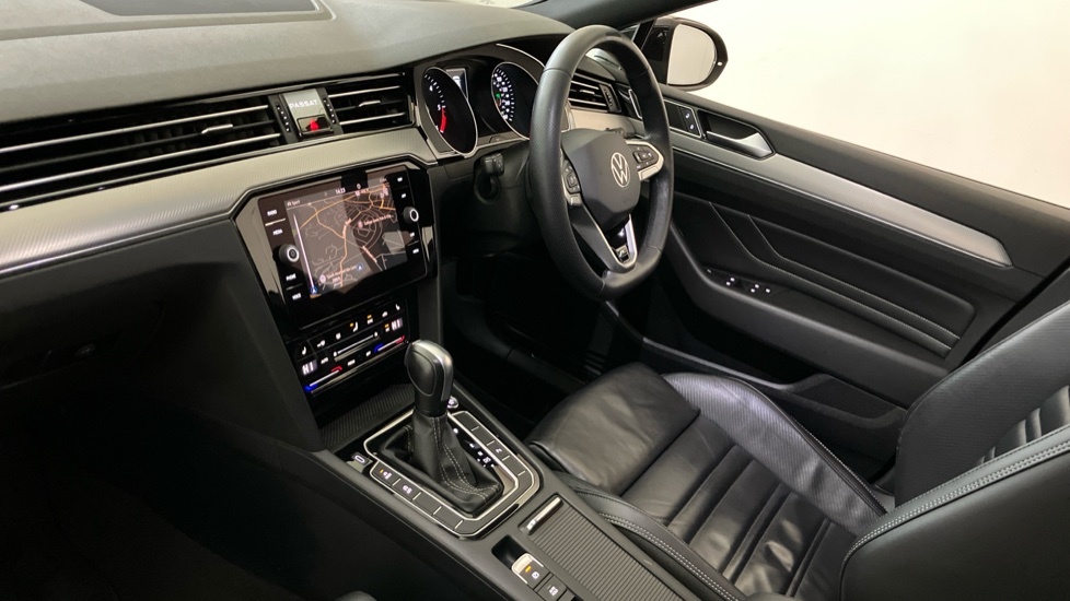 Volkswagen Passat R-line Black #2