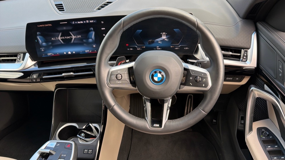BMW iX2 M Sport Black #5